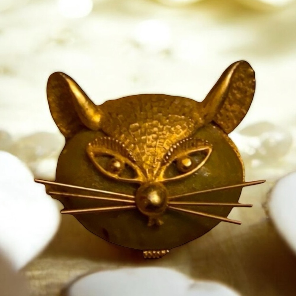 VTG Signed DeNicola Cat Face Green Yellow Brooch